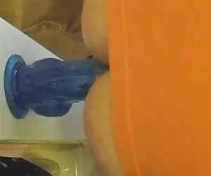 Succhia il cazzo videoporno hd gratis di quel ragazzo al campo!