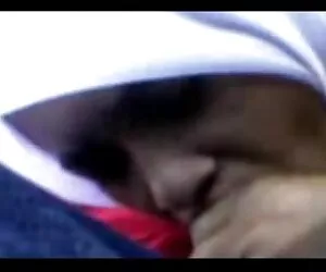 La mia video porno italiani hd ragazza condivide un cazzo con la sua ragazza