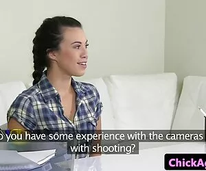 Colloquio di lavoro a tre vie pornoxxx gratis hd