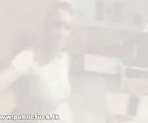 Hardcore noi porno hd sesso anale e oliato sul divano